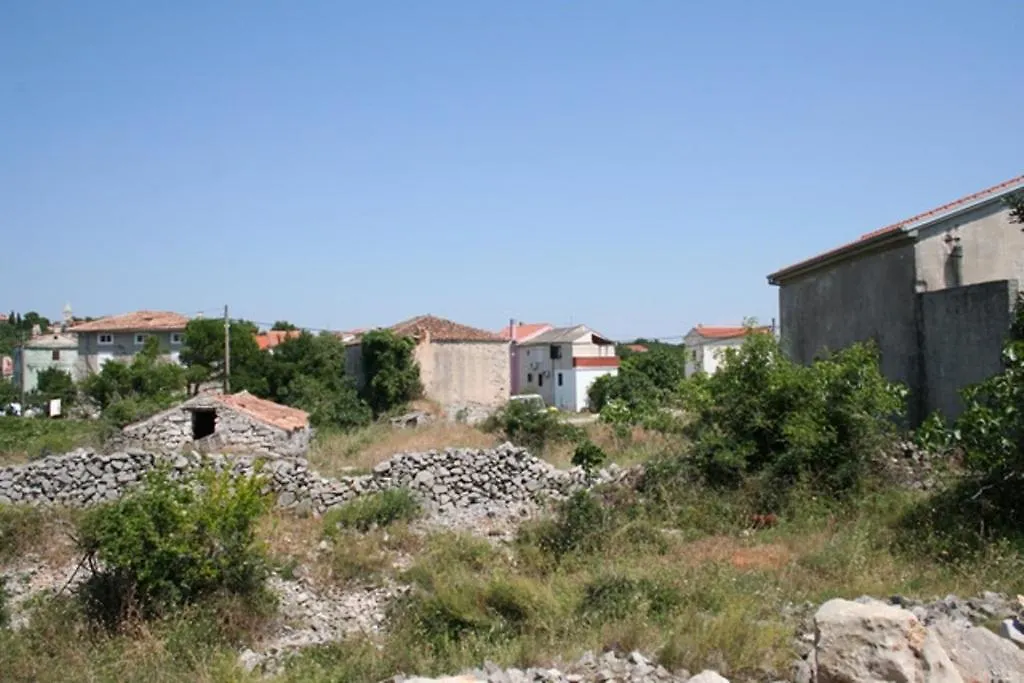 Holiday Apartment In Stivan With Balcony, Air Conditioning, Wifi, Washing Machine 5196-1 Pernat