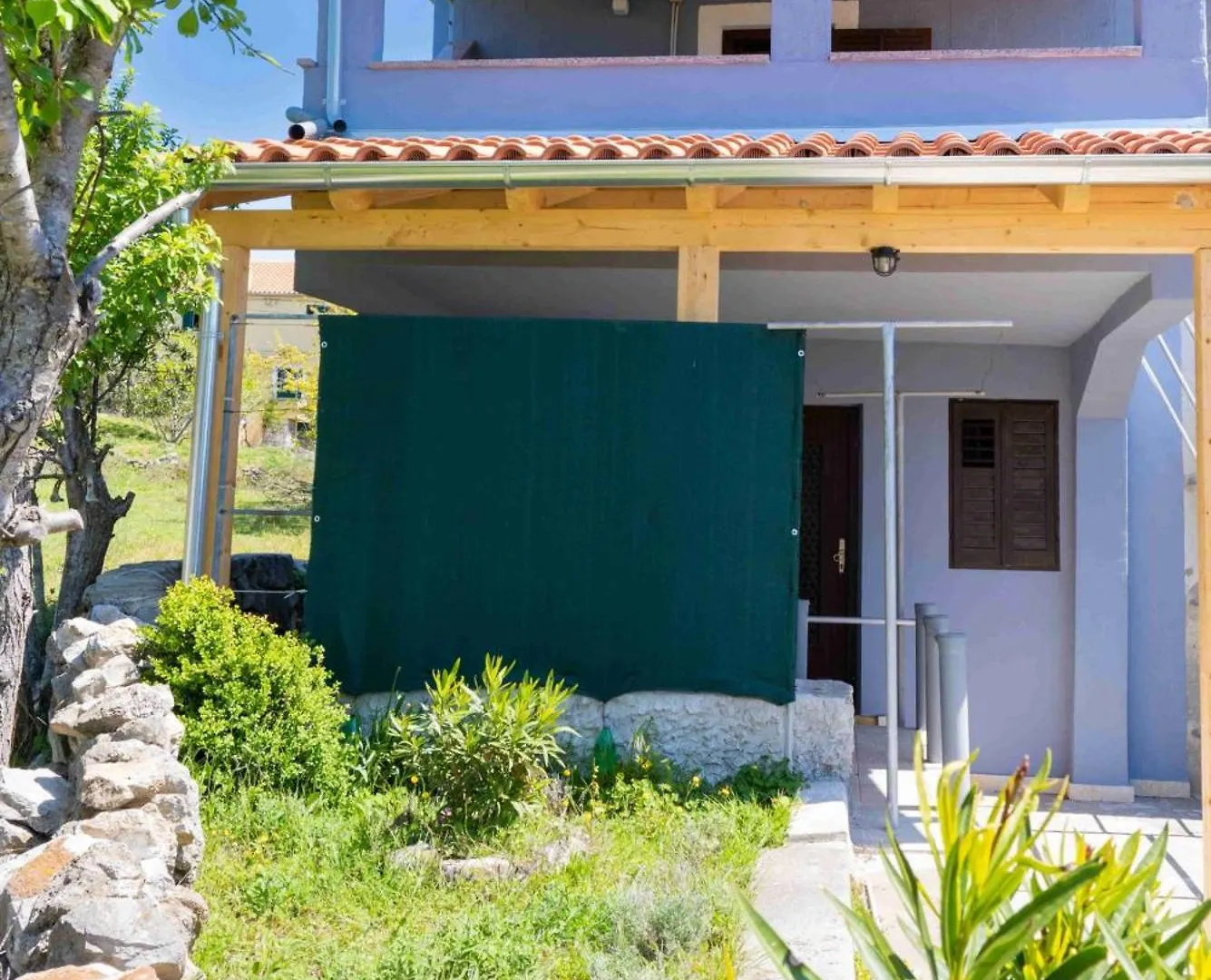 Holiday Apartment In Stivan With Balcony, Air Conditioning, Wifi, Washing Machine 5196-1 Pernat 0*,